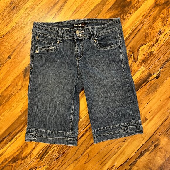 Womens Rewind Bermudas Shorts Jeans Size 7 - Picture 1 of 4